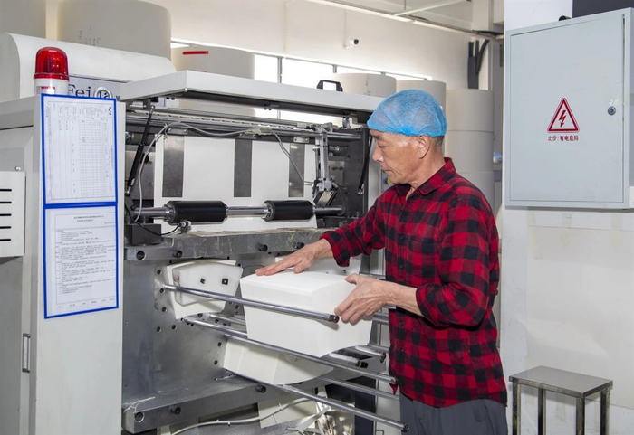 黄陂纸制品 武汉街头奶茶杯的隐形冠军